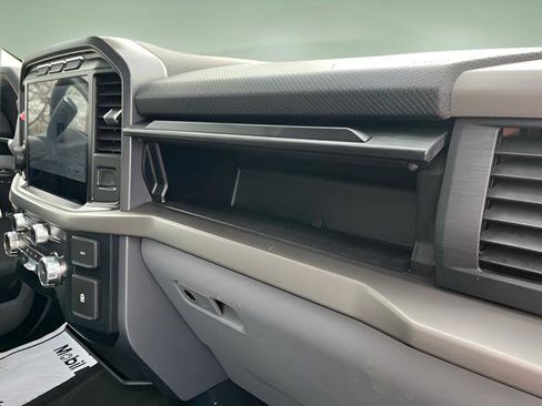 Used 2024 Ford F150 XLT image 37