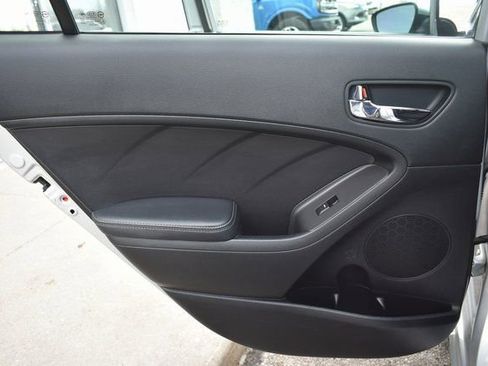 Used 2016 Kia Forte LX image 27