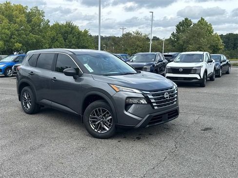 New 2026 Nissan Rogue S image 2