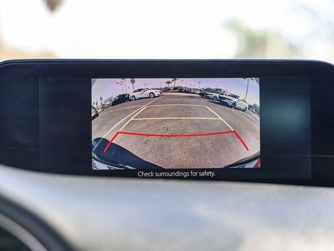 Used 2019 MAZDA MAZDA3 Hatchback w/ Preferred Package image 14