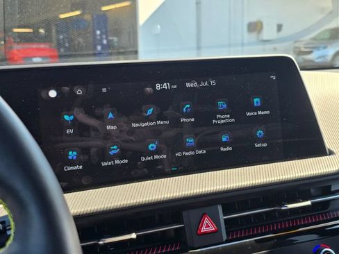 Certified 2023 Kia EV6 GT AWD/4WD image 29