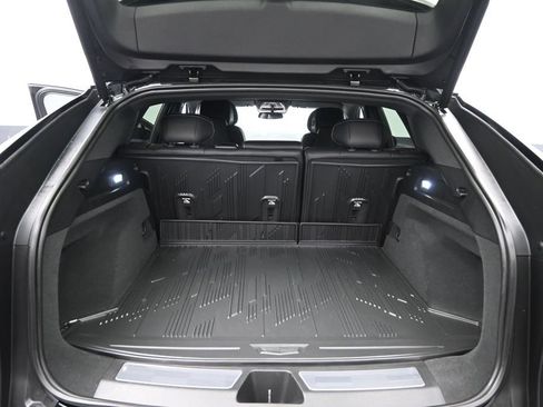 Certified 2024 Cadillac Lyriq Luxury AWD/4WD image 14