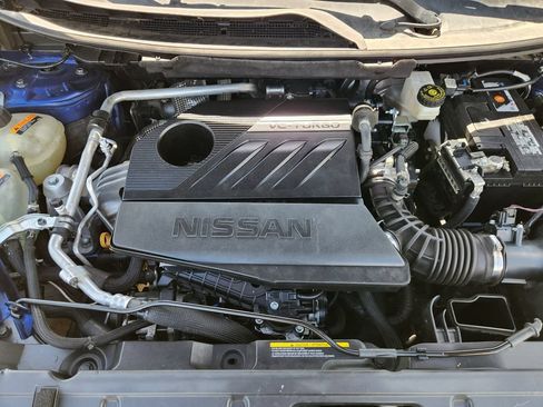 Used 2023 Nissan Rogue SV FWD image 32
