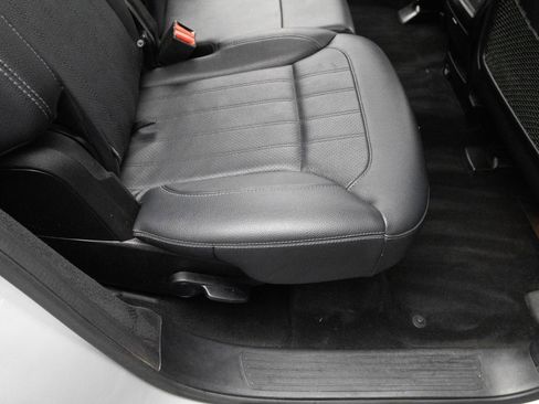 Used 2018 Mercedes-Benz GLS 450 4MATIC image 36