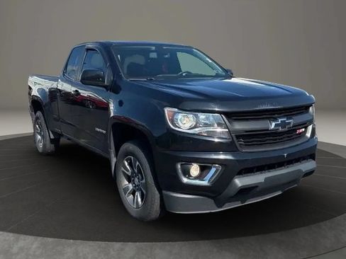 Used 2017 Chevrolet Colorado Z71 AWD/4WD image 11