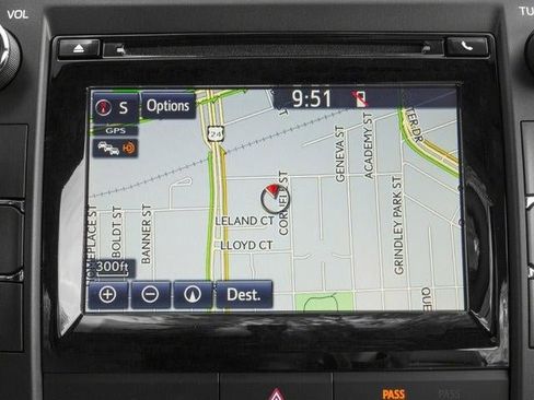 Used 2017 Toyota Camry XSE w/ Moonroof Package FWD image 21