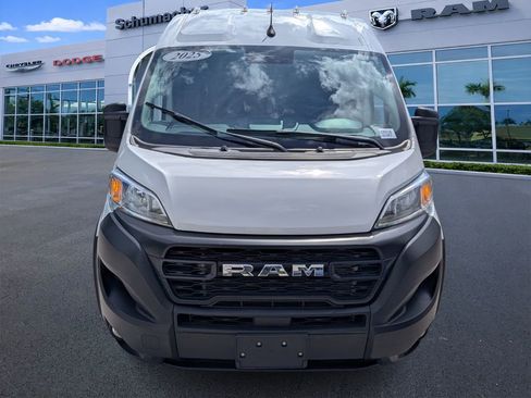 Used 2025 RAM ProMaster 3500 w/ Convenience Group FWD image 2