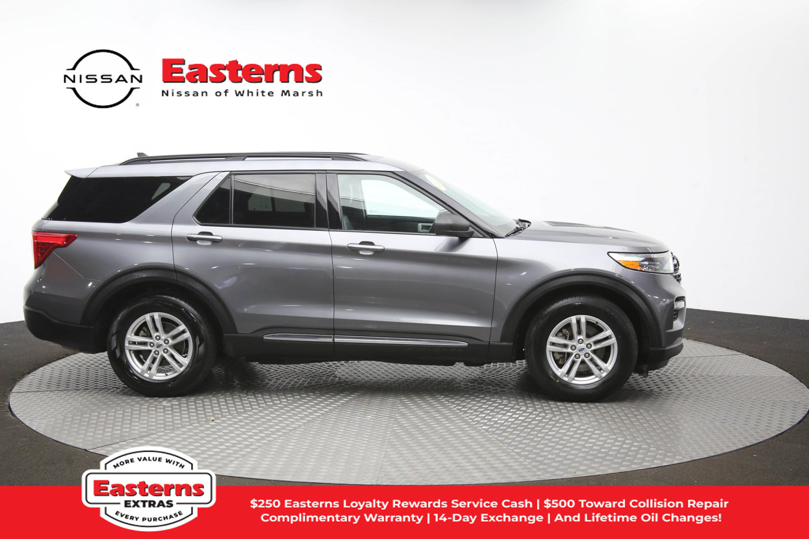 Used 2023 Ford Explorer XLT w/ Equipment Group 202A RWD image 45