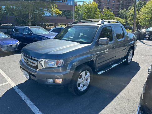 Used 2010 Honda Ridgeline RTL image 3