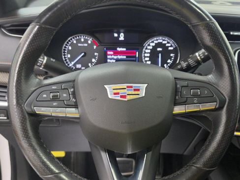 Used 2022 Cadillac XT4 Sport w/ Enhanced Visibility Package AWD/4WD image 24