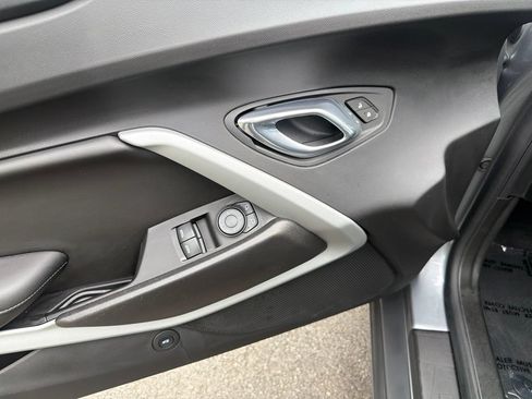 Used 2020 Chevrolet Camaro SS RWD image 16