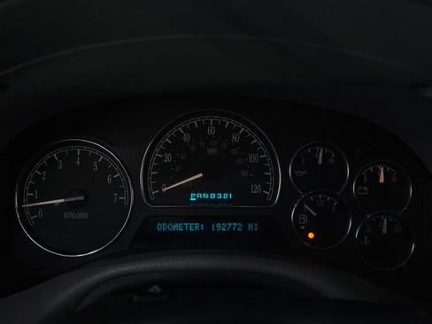 Used 2005 Buick Rainier CXL image 29