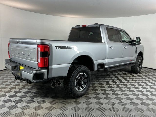 Used 2023 Ford F350 Platinum w/ Tremor Off-Road Package AWD/4WD image 4