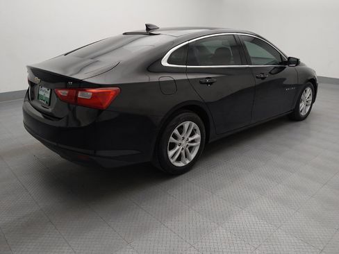 Used 2017 Chevrolet Malibu LT FWD image 10