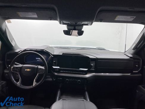 Used 2025 Chevrolet Silverado 2500 LTZ w/ LTZ Premium Package AWD/4WD image 17