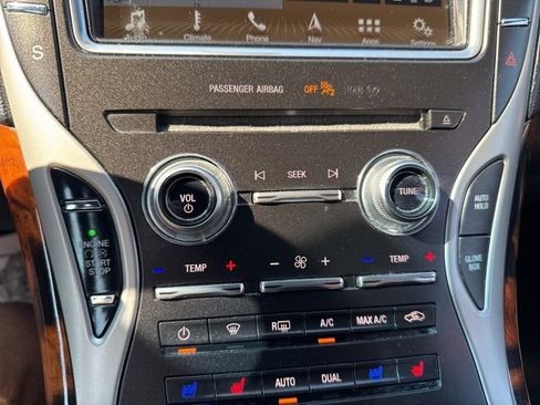 Used 2018 Lincoln MKX Reserve w/ Lincoln MKX Climate Package image 42