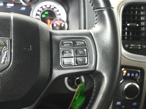 Used 2017 RAM 1500 Big Horn AWD/4WD image 37