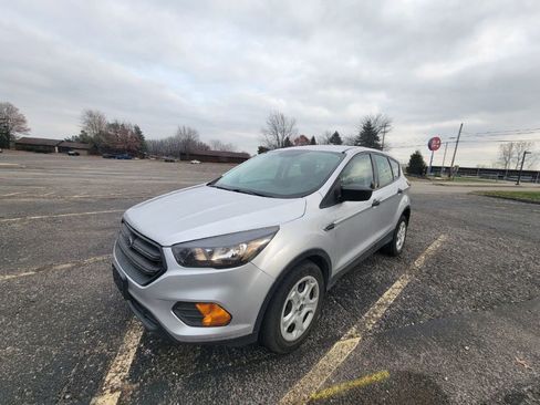 Used 2019 Ford Escape S image 1