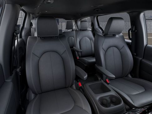 New 2027 Chrysler Pacifica Select FWD image 16