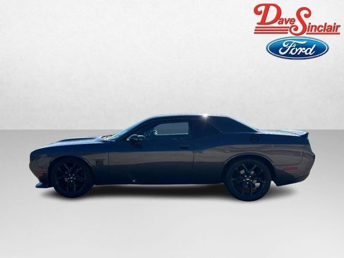 Used 2020 Dodge Challenger R/T image 10