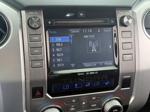 Used 2014 Toyota Tundra Limited w/ Limited Premium Package image 27