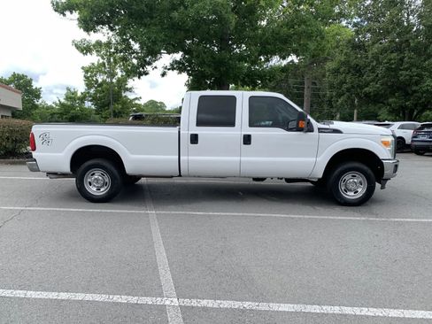 Used 2016 Ford F250 XL w/ Power Equipment Group AWD/4WD image 8