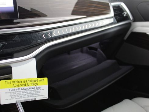 New 2026 BMW X5 xDrive40i w/ M Sport Package image 27