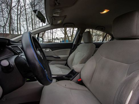 Used 2013 Honda Civic LX image 9