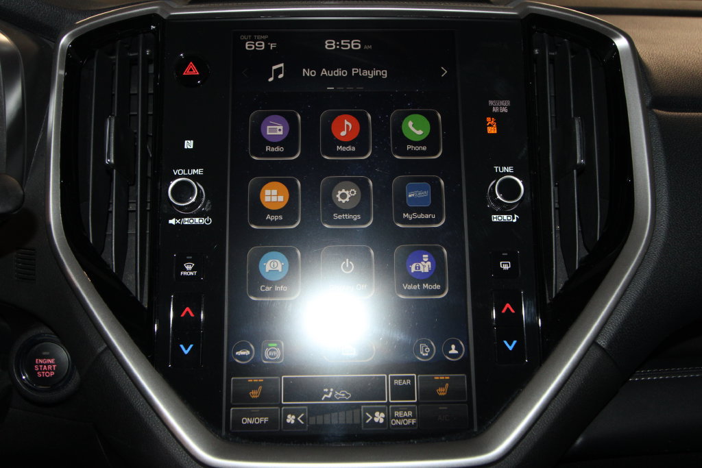 Used 2023 Subaru Ascent Limited AWD/4WD image 16