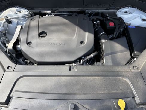 Used 2025 Volvo XC90 B6 Plus w/ Protection Package Premier image 36