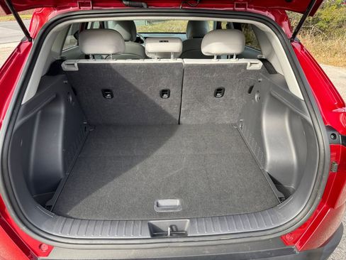 Used 2025 Hyundai Kona SEL image 25