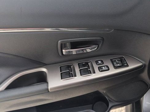 Used 2025 Mitsubishi Outlander Sport SE AWD/4WD image 13
