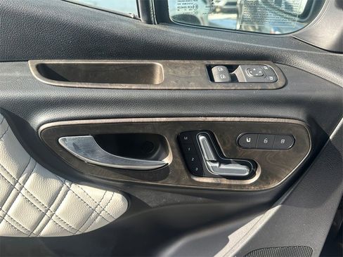 Used 2023 Mercedes-Benz Sprinter 3500 image 24