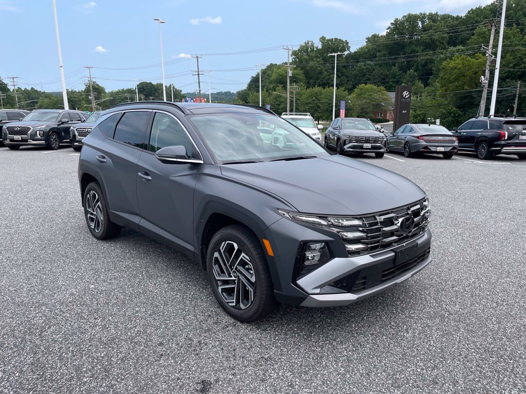 New 2026 Hyundai Tucson Limited AWD/4WD image 2