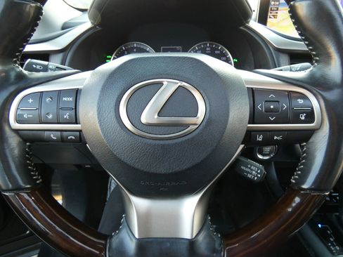 Used 2018 Lexus RX 350L FWD image 65