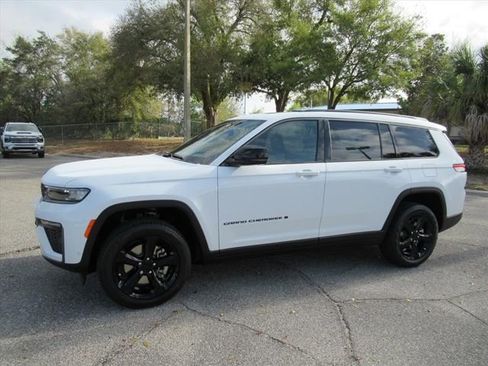New 2026 Jeep Grand Cherokee L Limited image 4