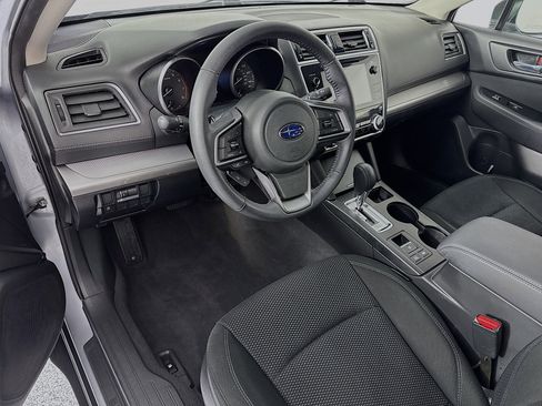 Used 2018 Subaru Outback 2.5i Premium image 9