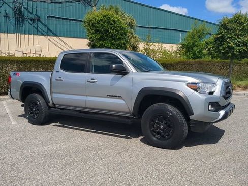 Certified 2023 Toyota Tacoma SR5 image 2