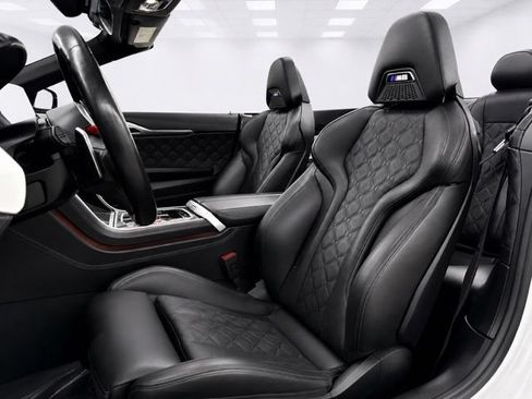 Used 2020 BMW M8 Competition w/ M Carbon Exterior Package AWD/4WD image 19
