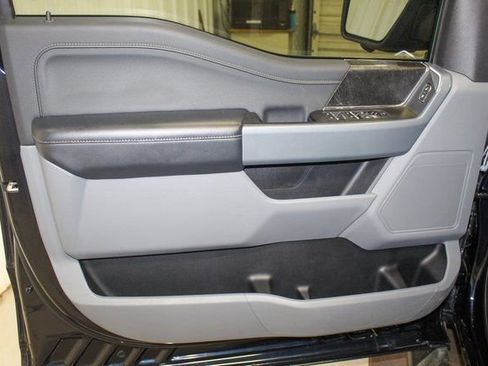 Used 2022 Ford F150 XLT w/ Equipment Group 302A High image 9