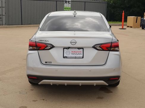 Certified 2025 Nissan Versa SV w/ Trunk Package FWD image 3