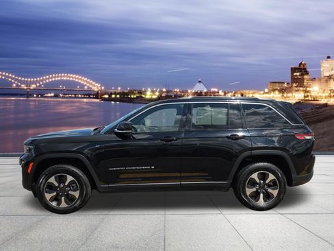 Used 2024 Jeep Grand Cherokee Limited 4xe AWD/4WD image 2