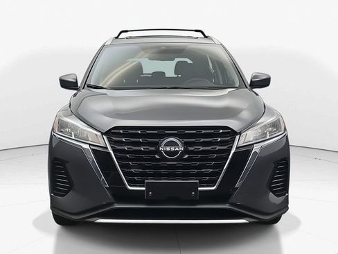 Used 2024 Nissan Kicks SV w/ Interior Electronics Package image 3