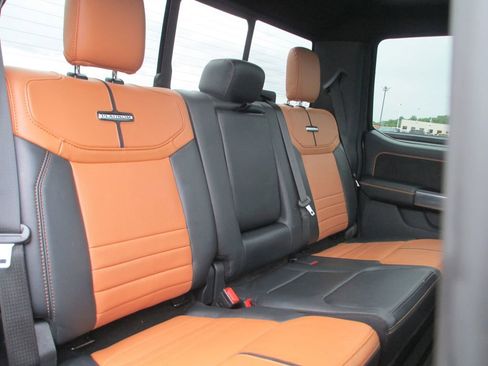 Used 2024 Ford F250 Platinum AWD/4WD image 29