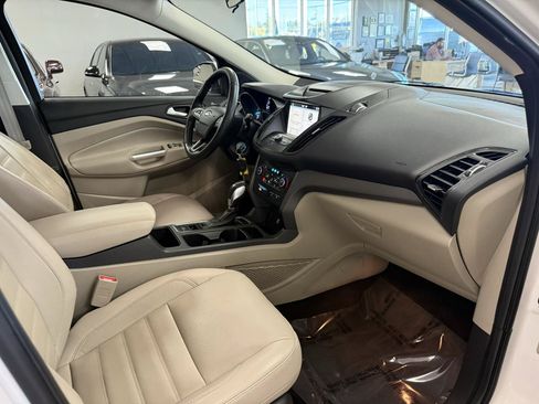 Used 2018 Ford Escape SEL AWD/4WD image 21