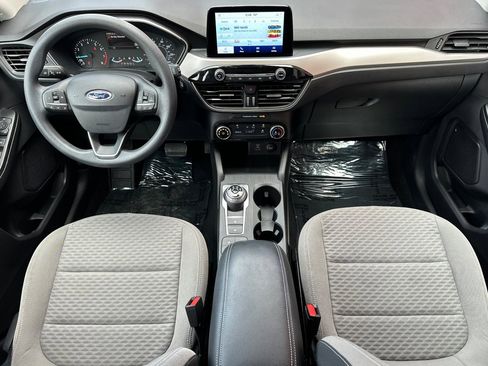 Used 2022 Ford Escape SE image 10