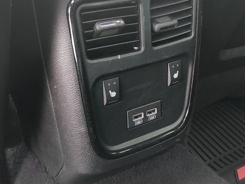 Used 2022 Dodge Charger R/T w/ Plus Group RWD image 13