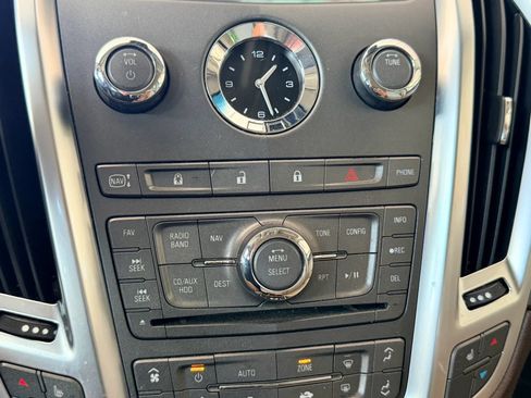 Used 2010 Cadillac SRX Luxury FWD image 18