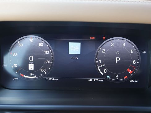 Certified 2025 Land Rover Defender 110 X-Dynamic SE AWD/4WD image 18