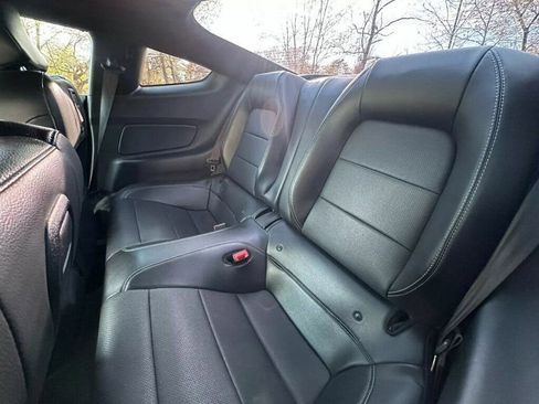 Used 2020 Ford Mustang Premium image 15